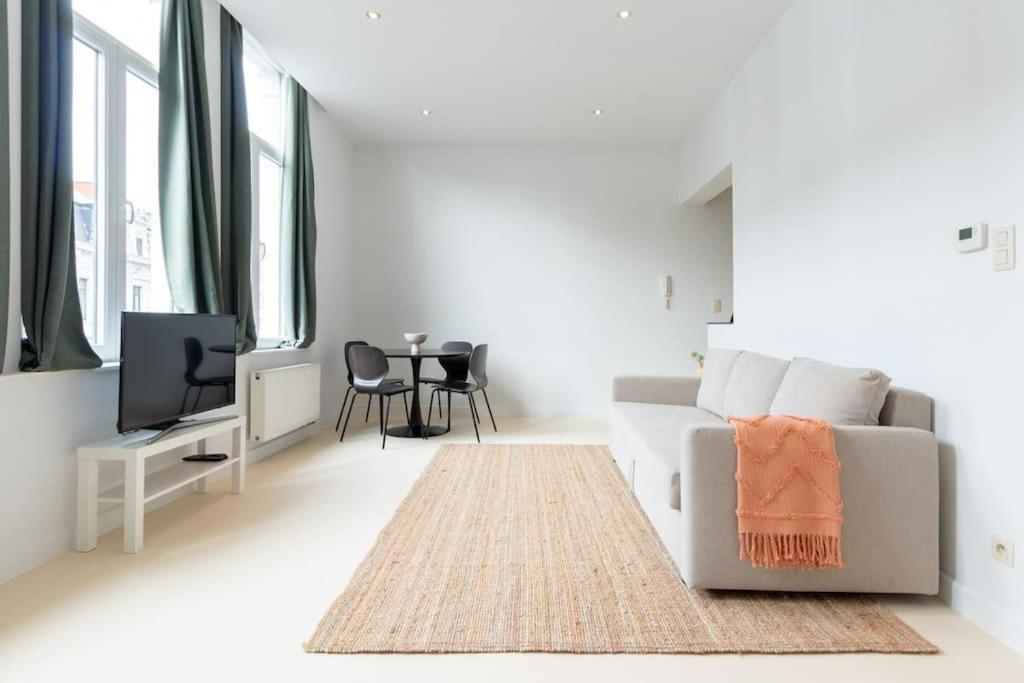Bright, Spacious Apartments & Perfectly Located In The Heart Of Ghent Luaran gambar