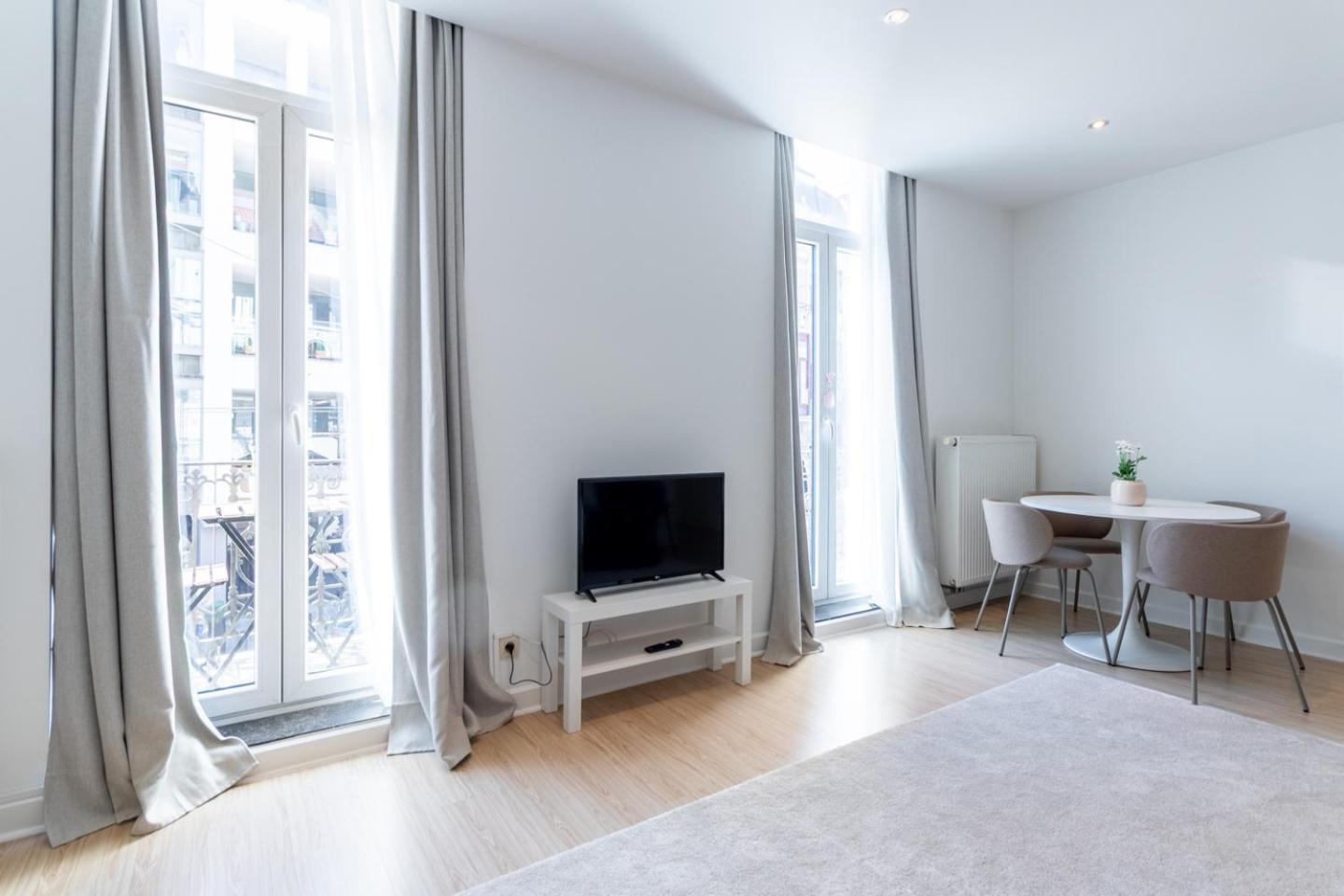 Bright, Spacious Apartments & Perfectly Located In The Heart Of Ghent Luaran gambar